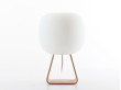 Petite lampe de table scandinave en opale et multipli de chêne modèle Toad 