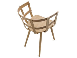 Chaise scandinave modèle Julie. 