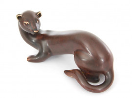 Céramique scandinave. Furet de Gunar Nylund