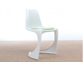 Chaise danoise modèle Modo 290. Nouvelle édition.