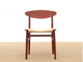 Suite de 4 chaises scandinaves en teck