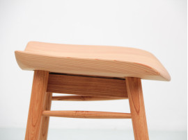 Tabouret japonais Petal Stool de Kotaro  Mori